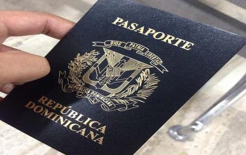 Abinader promete devolver 10 dólares que pagan los dominicanos para visitar país