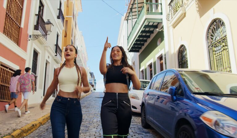 Flow Calle inspiradora historia y con limpia música urbana apunta a 19 países