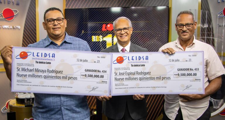 LEIDSA entrega 19 millones a los ganadores 433 y 434 del Loto