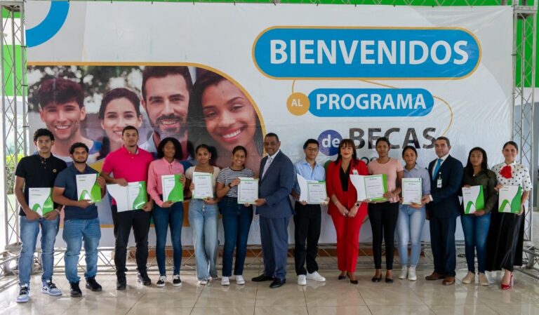 COOPMAIMÓN Transforma Vidas: Entrega 129 Nuevas Becas para Impulsar el Desarrollo Educativo y Social en Diversas Comunidades del País