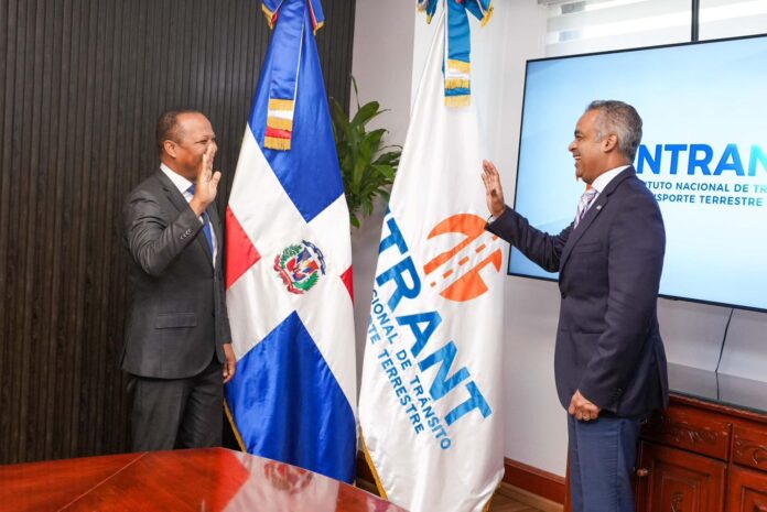 Juramentan a Milton Morrison nuevo director de INTRANT