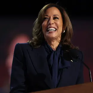 Kamala Harris ha logrado un récord histórico de 361 millones de dólares, frente a los 130 millones de Trump