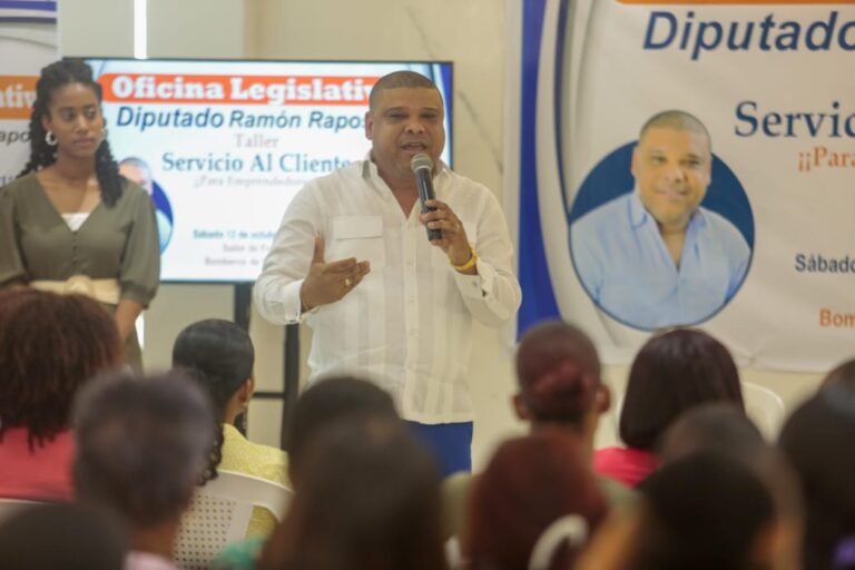 Oficina diputado nacional Ramón Raposo ofrece taller formativo a emprendedores de Guaricano