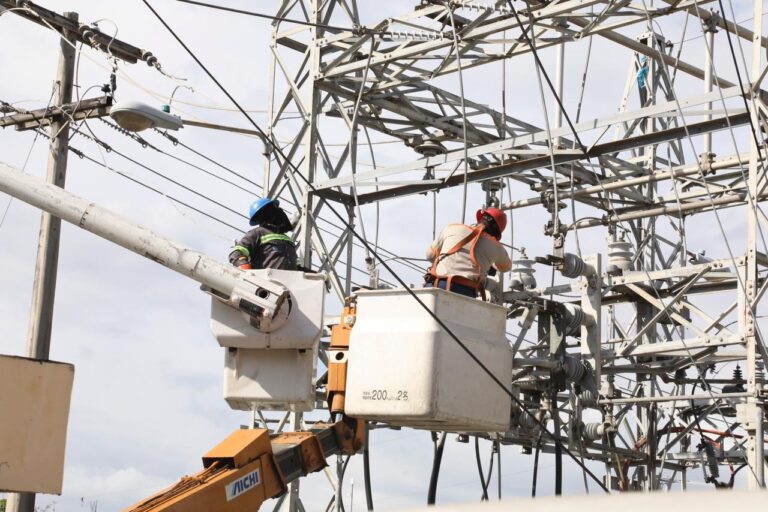 EDEEste anuncia instalación de un nuevo transformador de potencia en Sabana Perdida