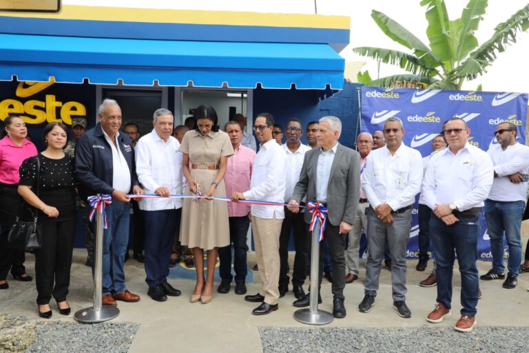 EDEEste inaugura nueva oficina comercial en San Rafael del Yuma