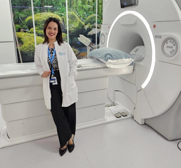 Médico Express utiliza IA en radiología para mayor seguridad y precisión diagnóstica