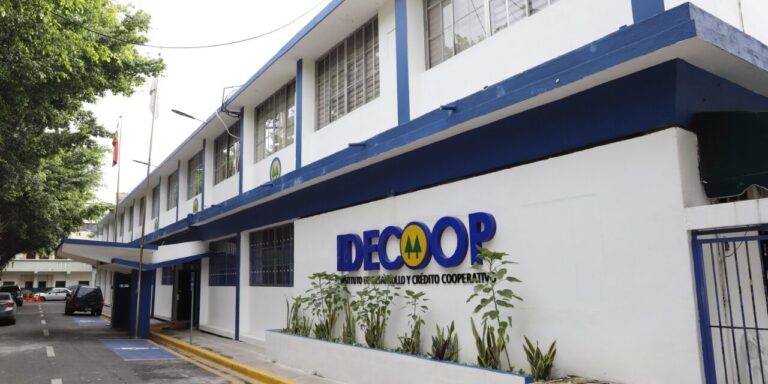 IDECOOP ya monitorea en tiempo real a 49 cooperativas para prevenir el lavado de activos y detectar irregularidades